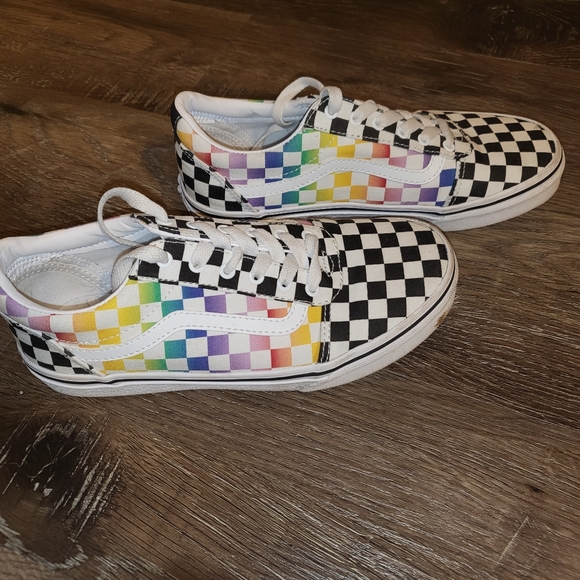 🩷VANS rainbow checkerboard - Picture 4 of 7